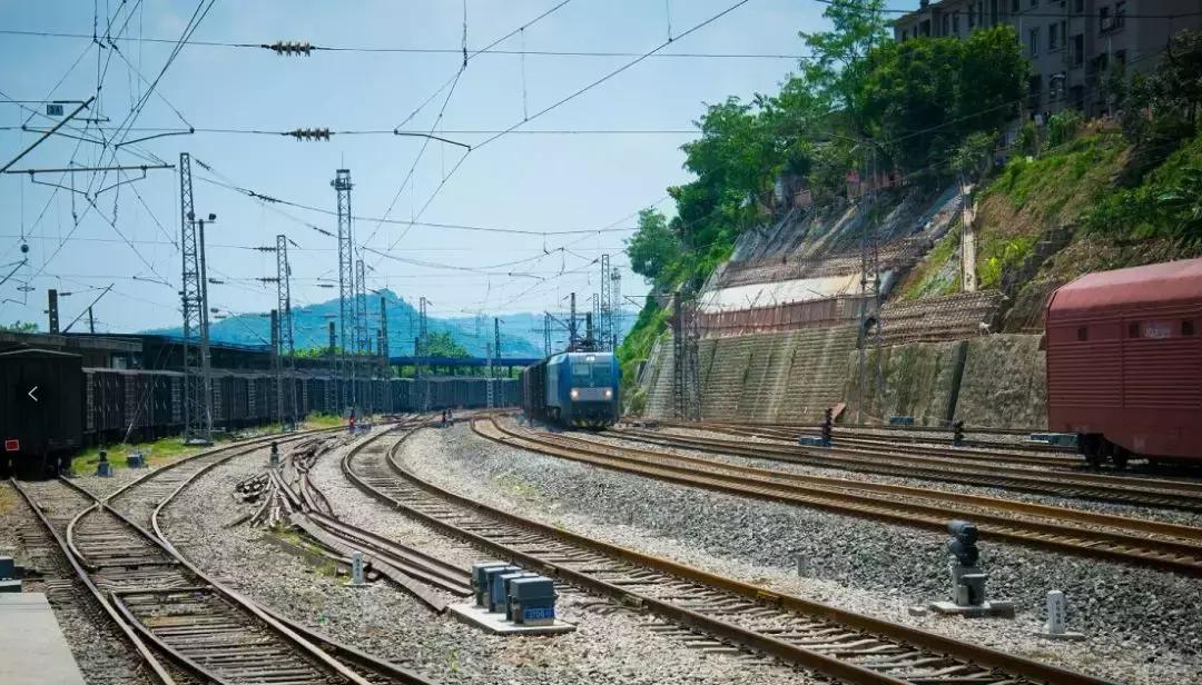 (静默安好silent丨摄)路线:从主城走中梁山隧道-白市驿互通转s107省道