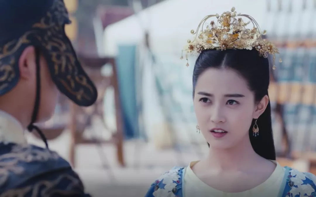 嗯,就是《锦绣未央》里演九公主还挺圈粉的那位,唐嫣旗下的艺人.