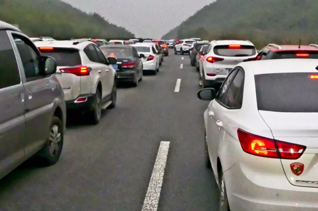 19条高速拥堵超6公里!肇庆各县市区返程交通情况更是