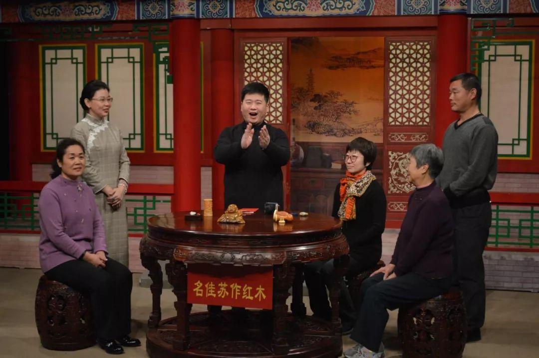 《拍宝》周日晚20 46播出预告(多图)