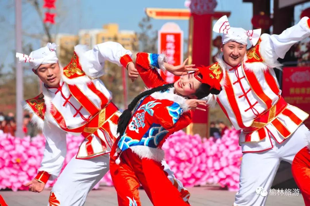 火了! 定边秧歌有特色, 舞出浓浓榆林情!