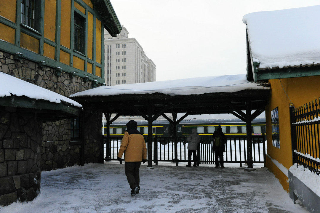 中蒙边境-40℃中国最小城市:火车站 成全国十大"最美"站!