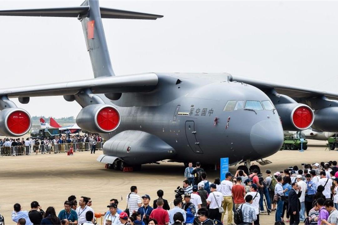 中国自主研发军用运输机老大,起飞重量220吨,遥遥领先于美国