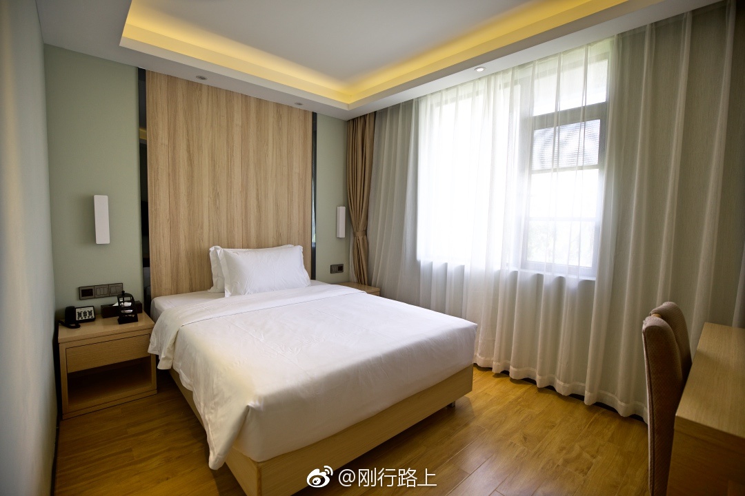 三亚湾碧海金沙酒店,整栋的别墅,分割了不同的