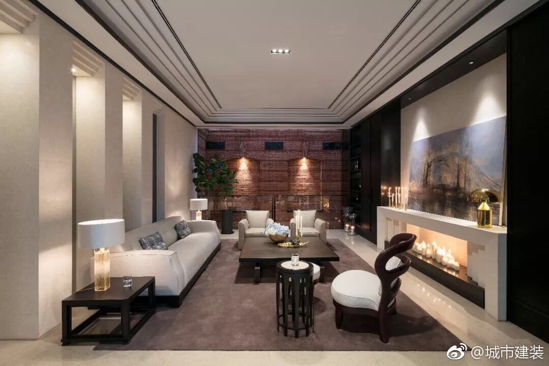 张健 & 朱丹/滨水大宅:有格调的高级灰顶级豪宅