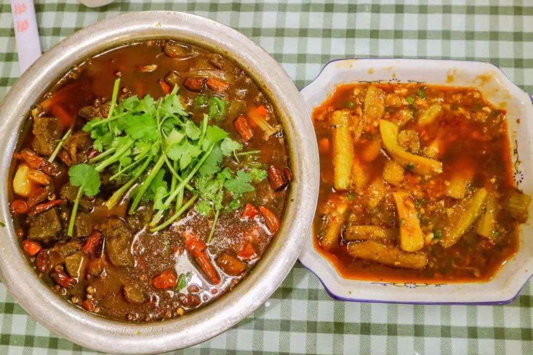 这家25年的苍蝇馆子,是川大师生的“第二食堂”。|苍蝇馆子|四川大学|食堂_新浪新闻
