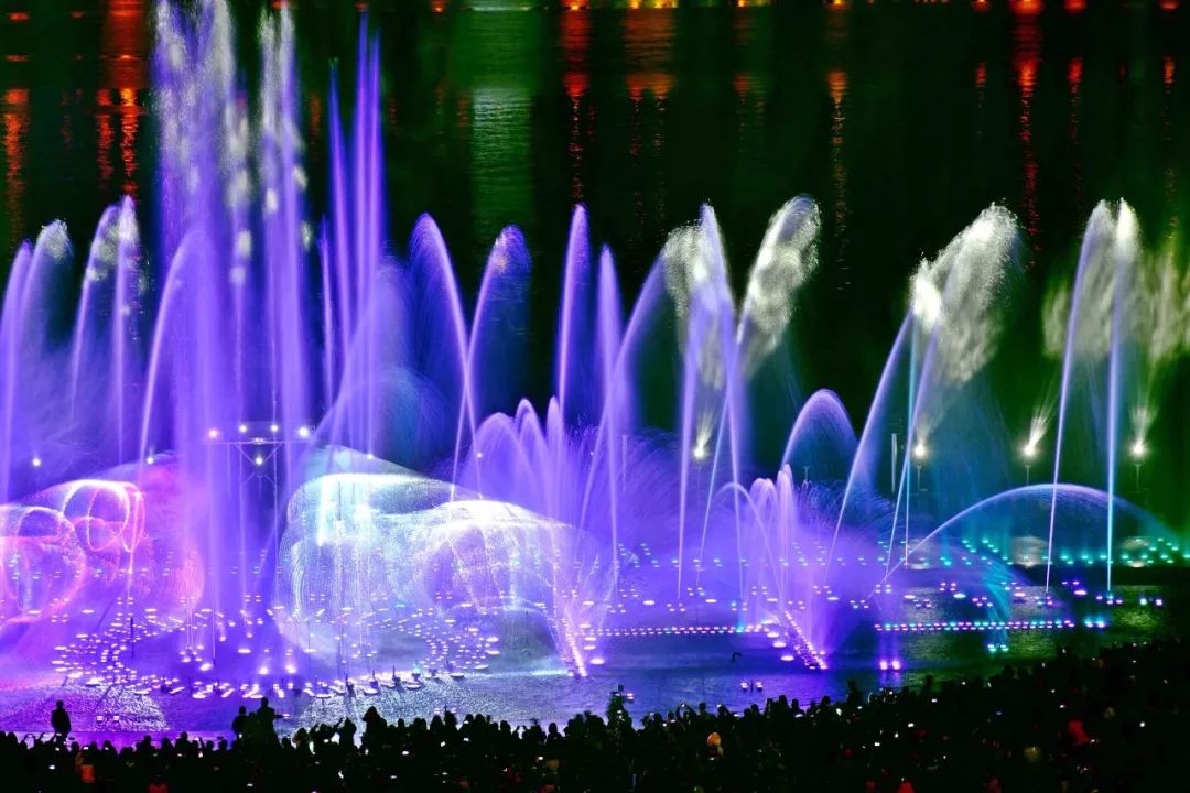 万州|音乐广场|名片_新浪新闻