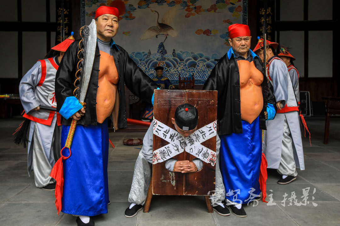 元宵节去哪儿玩就去春节的发源地阆中看看道台大人升堂问案吧