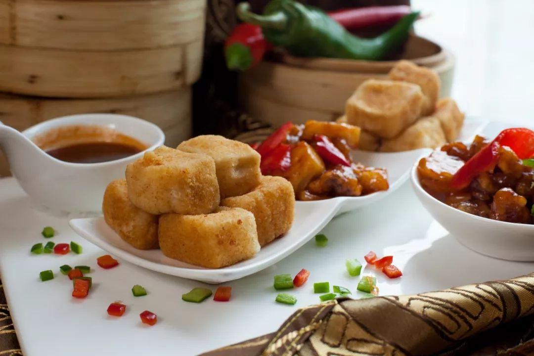 脆皮豆腐拼酸甜骨