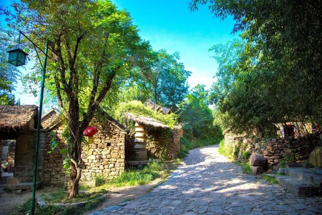 到山东竹泉村融入山水之中,体验真正的回归自然