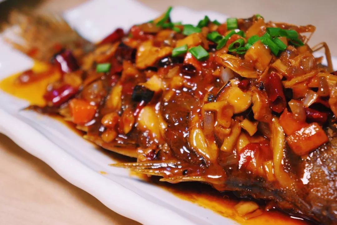 这家臭桂鱼是一绝,藏在不到5米宽的巷子里,有人却愿意驱车去吃|桂鱼|