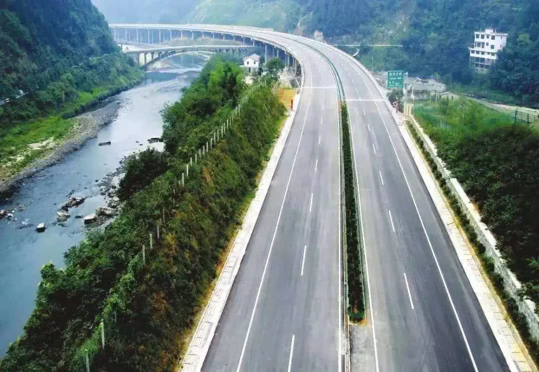 400台新能源车,公交卡全国乘车……邵阳人牛b啦!