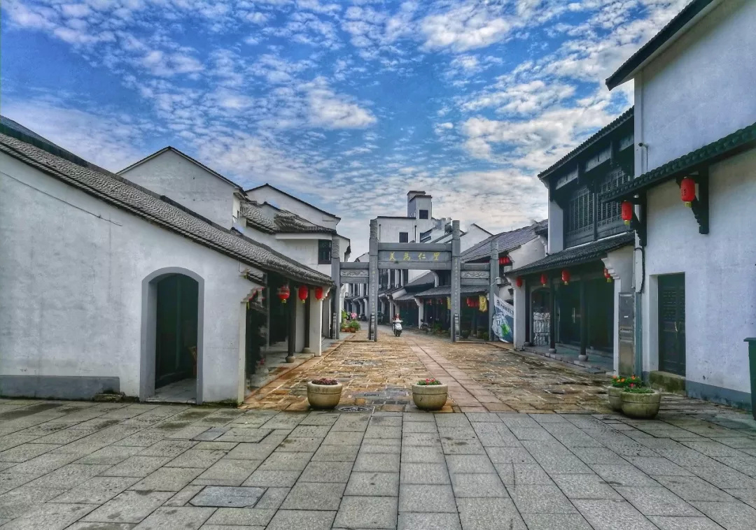 安吉的这些地名连起来，居然是一个爱情故事！美爆了！|安吉|故事|灵峰_新浪新闻