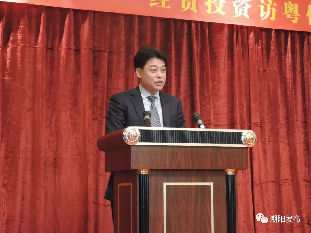 区长张元武致辞