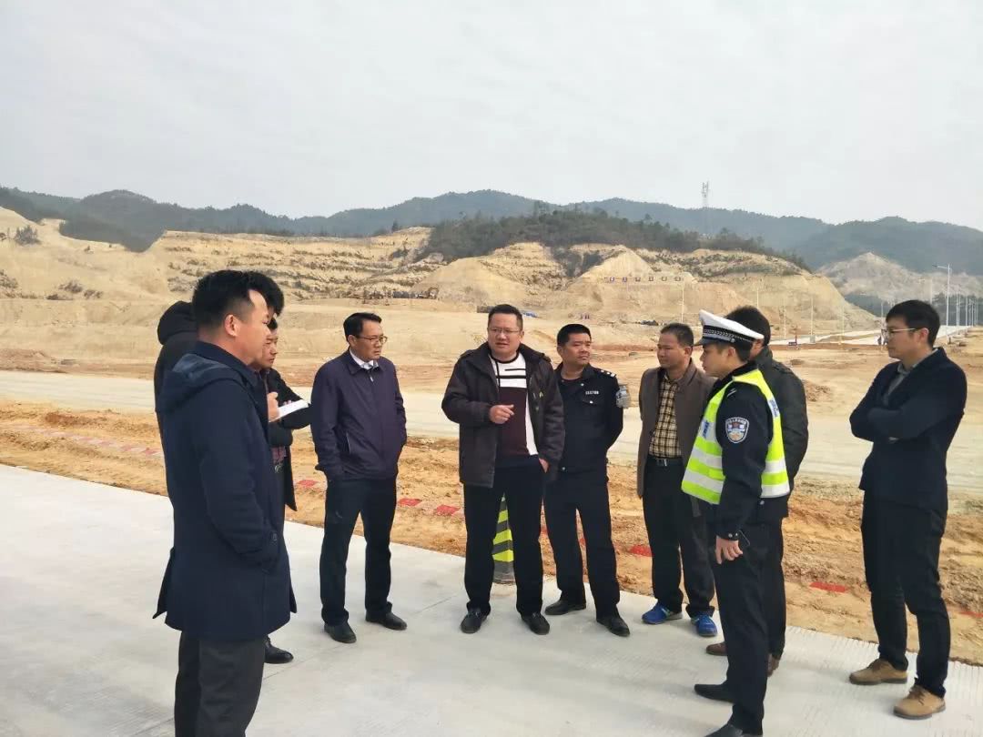 紫金紫城工业园路段水泥路已通车,但限速30公里