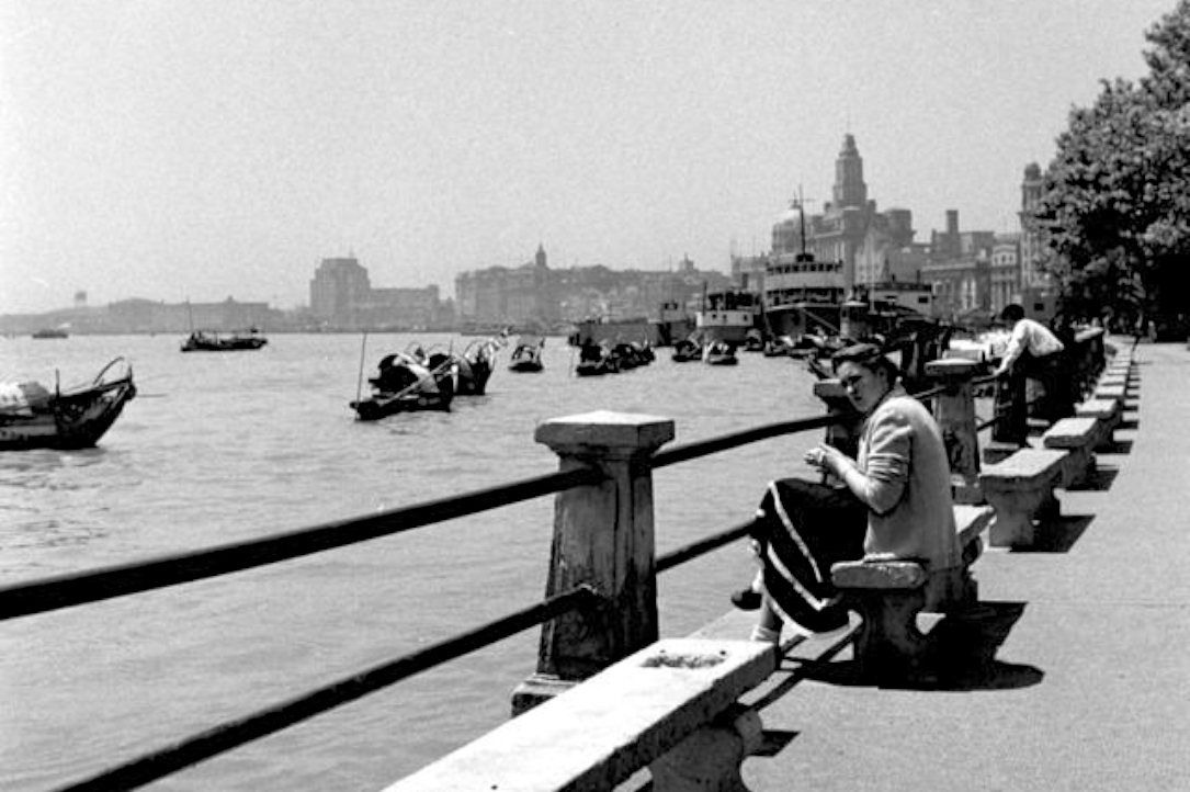 老照片:民国三十八年的上海滩