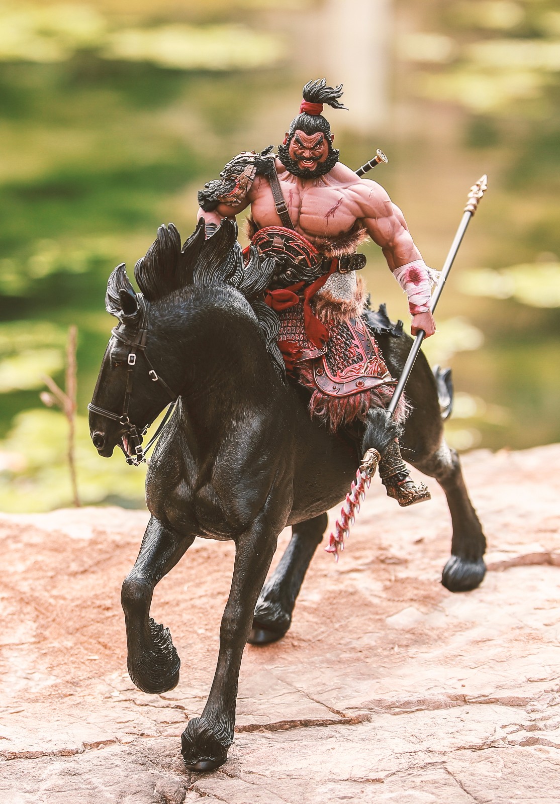 水浒传打虎将李忠到底吝啬吗?