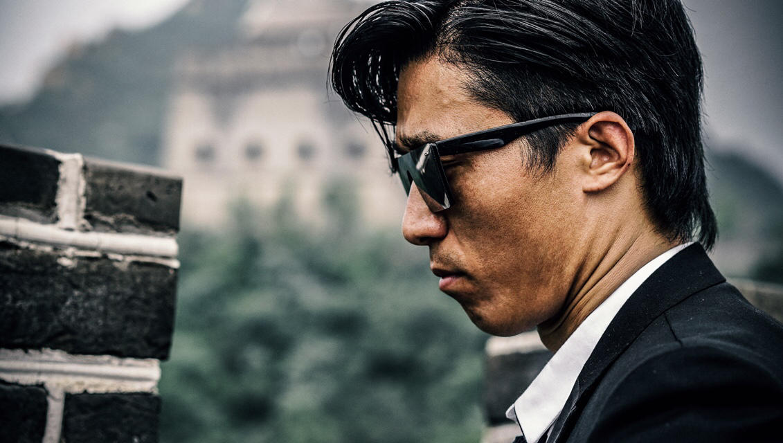 而今天这一位主角就是这样子开始崛起的人物,此人就是岳松,一个刚开始