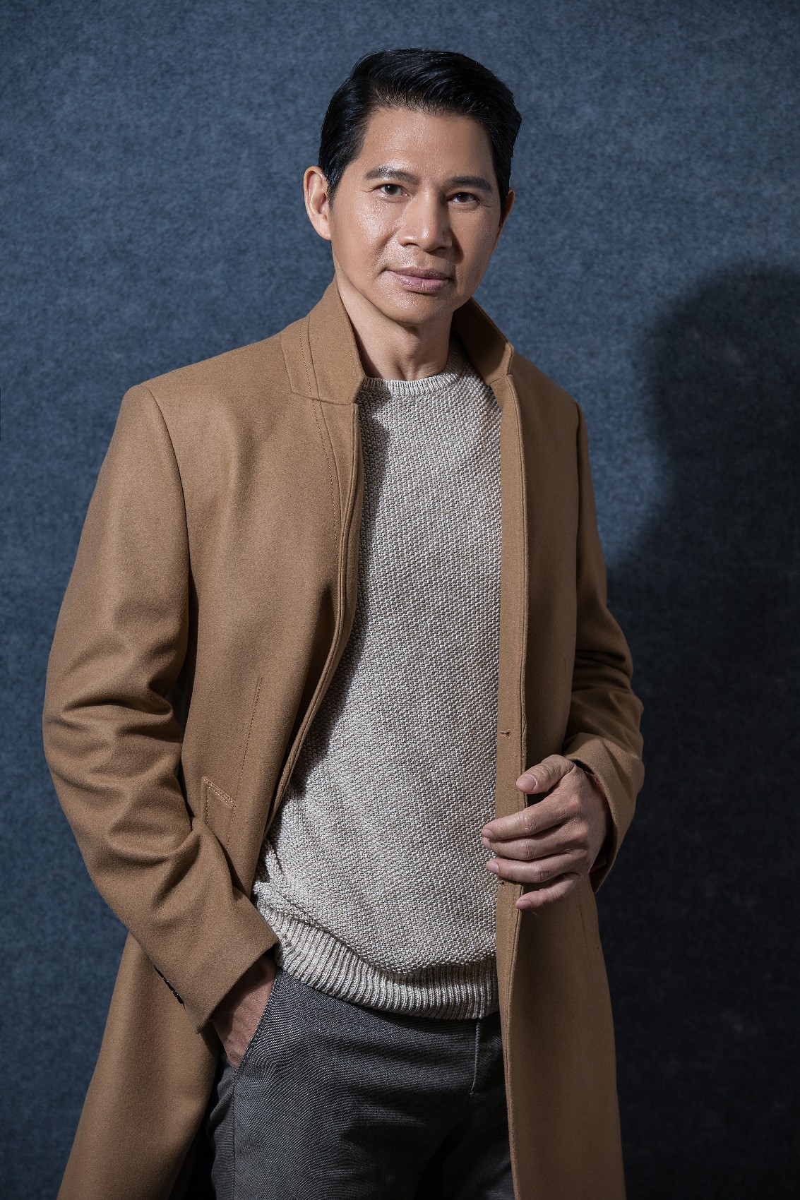 楼学贤《九面怪侠》热拍 "黄金反派"荣耀回归