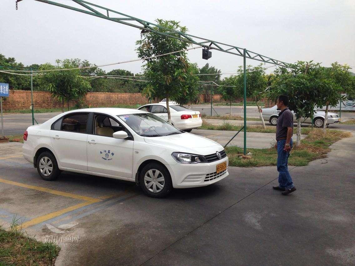 为什么教练车都用桑塔纳, 原因有4点!