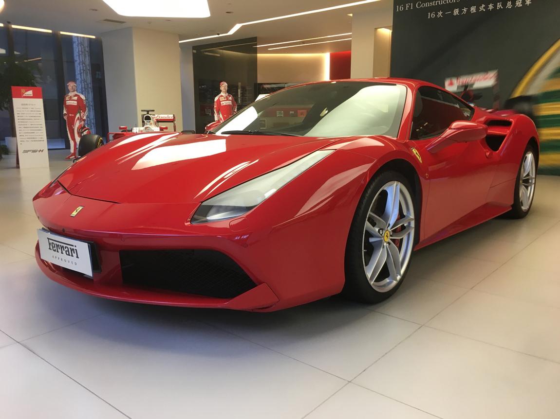 法拉利4s店488现车458配置图片