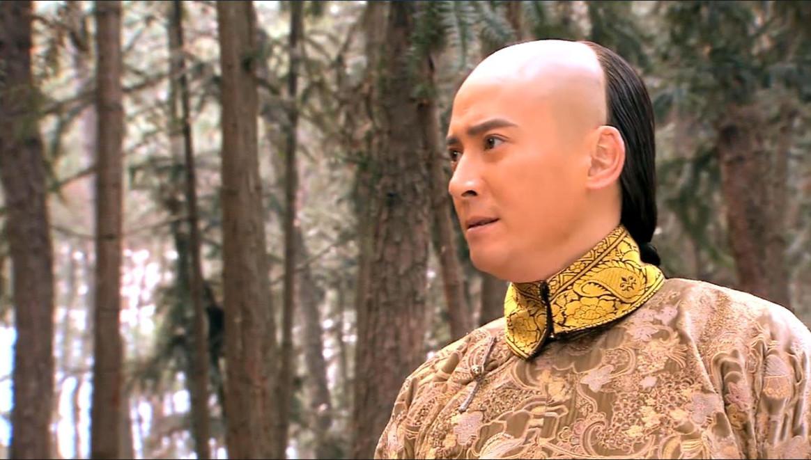 他是末代王爷, 贪图享乐, 卖完祖产卖王府, 最后为钱刨祖坟