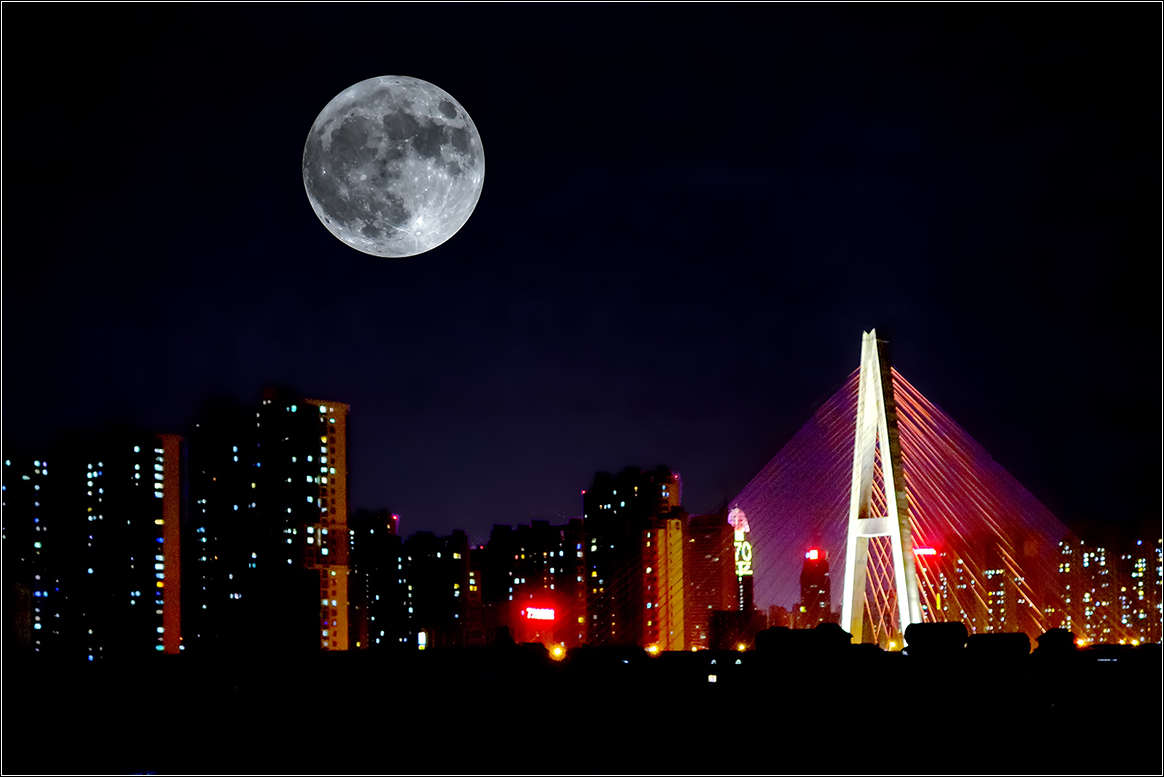 一些媒体宣传这次的月全食是152年首次"月全食血月 超级.