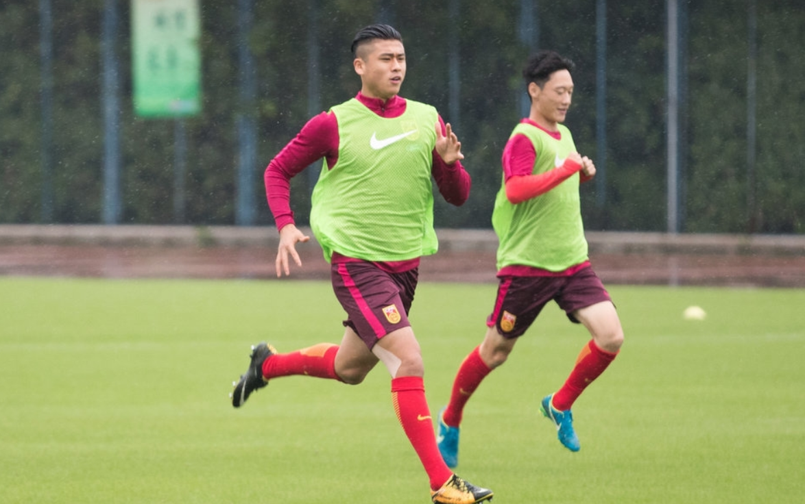 国足新星第一人谈两大优势,并豪言要夺u23亚洲杯