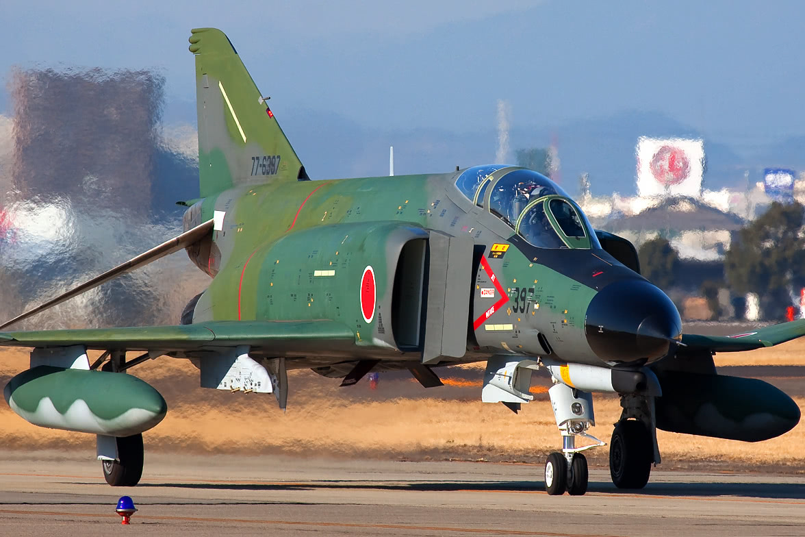 154架战斗机最长服役47年无一坠毁 创世界奇迹 如今零件都不合格
