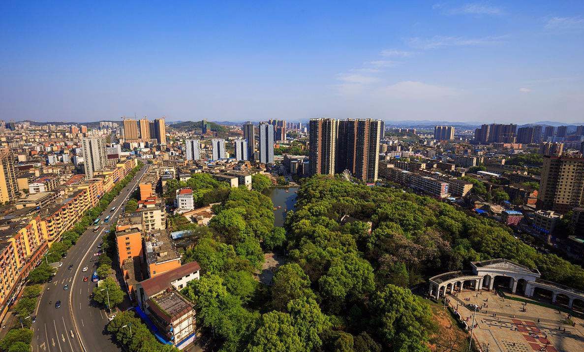 湖南人口第3大城市:常住人口830万,人均gdp却一直在省内最垫底