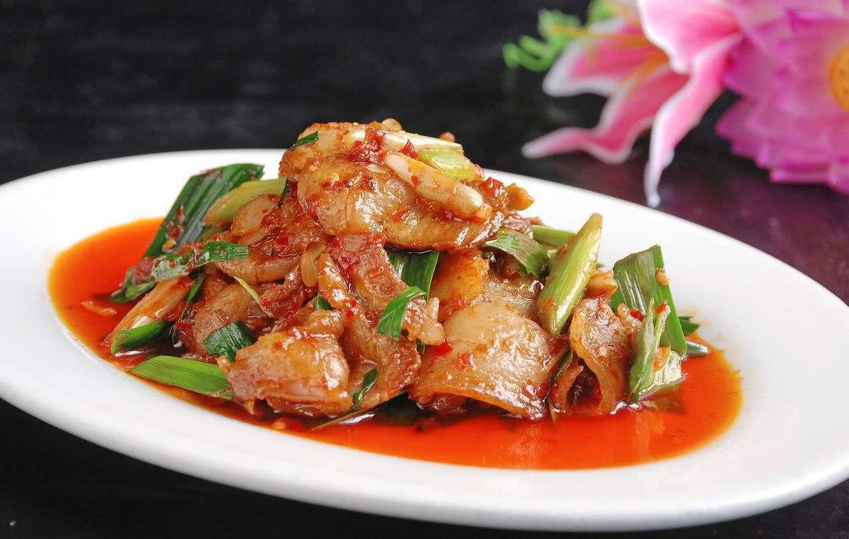 香味扑鼻的川菜回锅肉,烹饪秘诀在这里,这样做好吃又下饭
