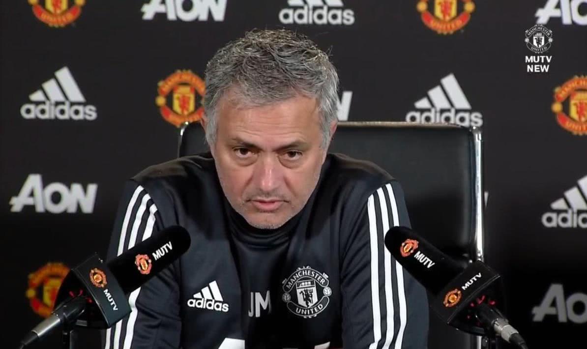 穆里尼奥:卢卡库很梦幻,和孔蒂握手是尊重!