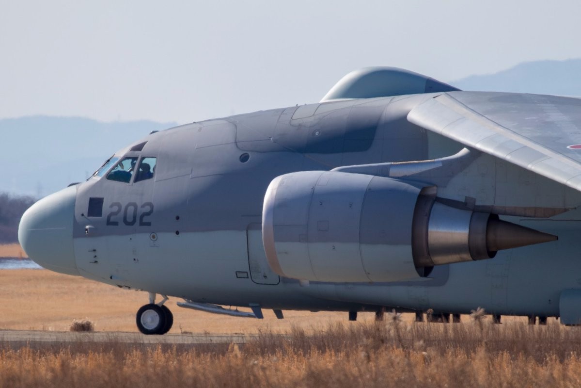 日本c-2运输机出现电子侦查型 中国运-20可借鉴