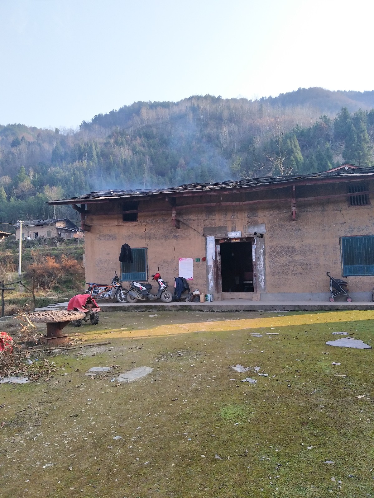 大山深处最地道的农家生活你见过吗