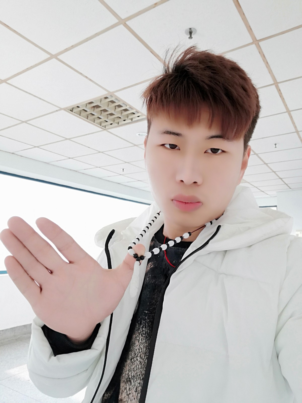 范亮亮资料2018更新写真