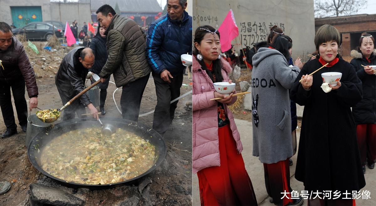 农村闹元宵做两大锅菜请所有人吃, 翻菜用铁锨盛菜用桶