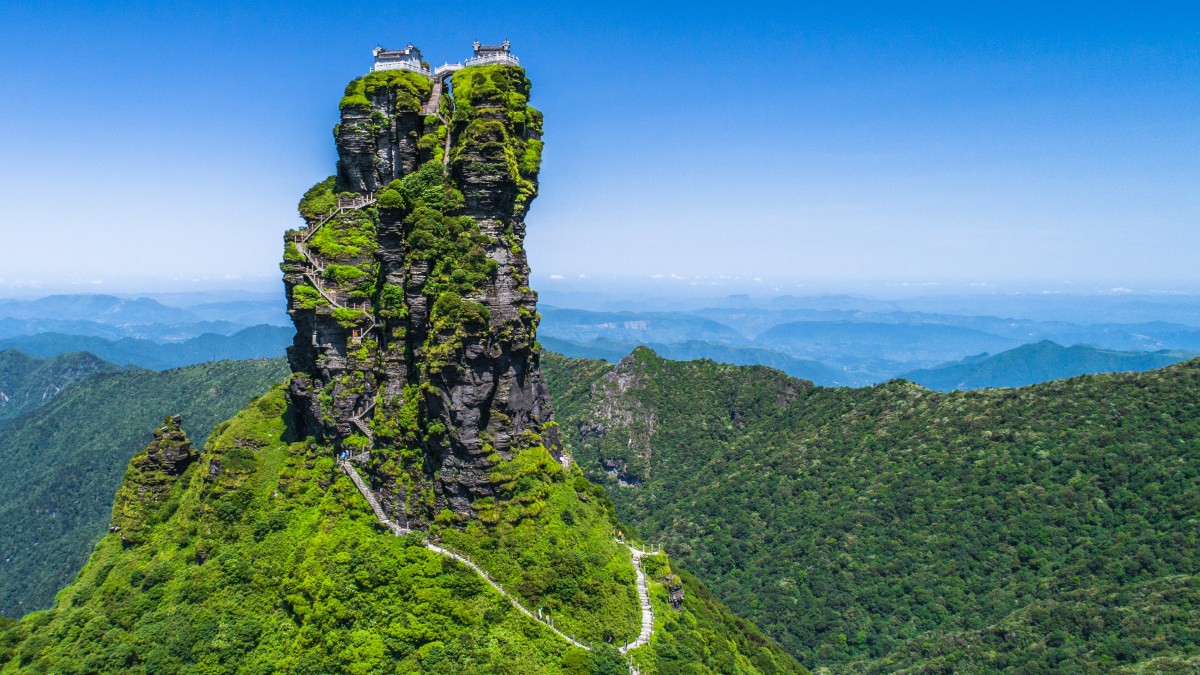 走到山顶你真的会疯掉的 走的不好你会粉身碎骨|梵净山|铜仁|金顶