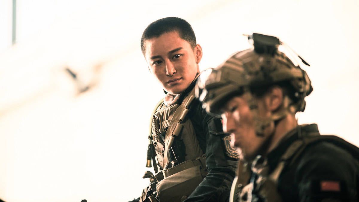 《红海行动》佟莉走红,让人心生敬畏的女性角色,可不止这一位!