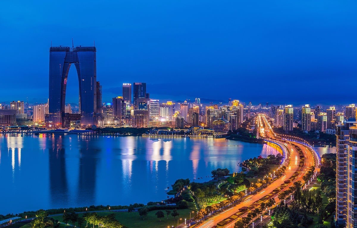 随着中国汽车工业的不断发展,苏州已成为国内外汽车品牌抢滩的重要