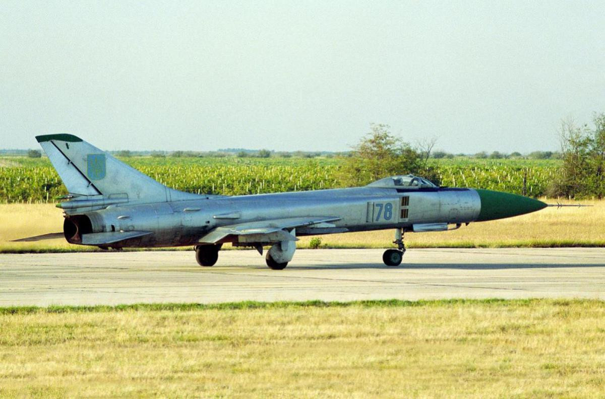 苏联时代的著名战斗机苏15一直为防空军所装备从未对外出口过