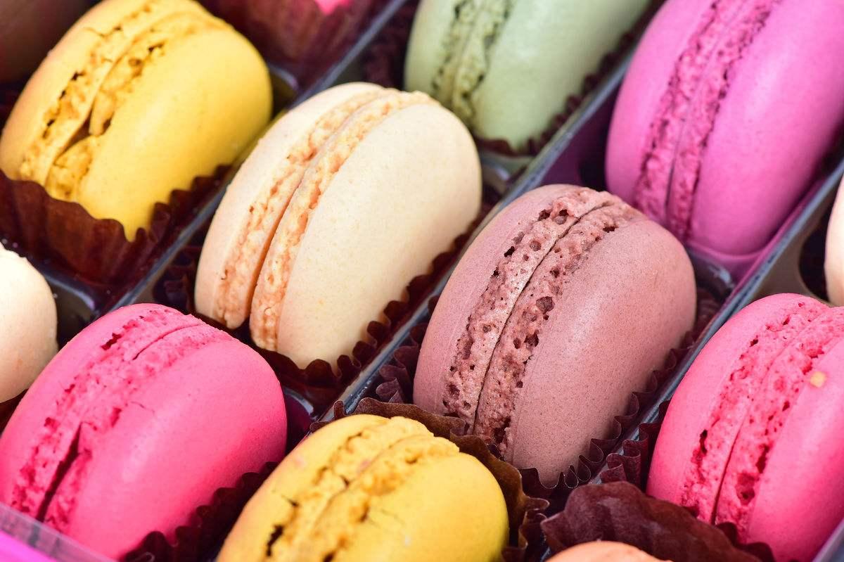 小伙几百块买回的外国美食竟又腥又臭?这些只是看上去很美|美食|全聚