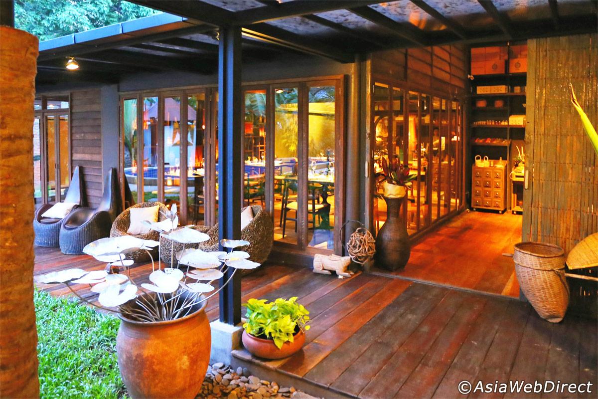 去泰国品尝了冬阴功和米粉美食后,这些正宗泰国菜餐厅让你吃个够