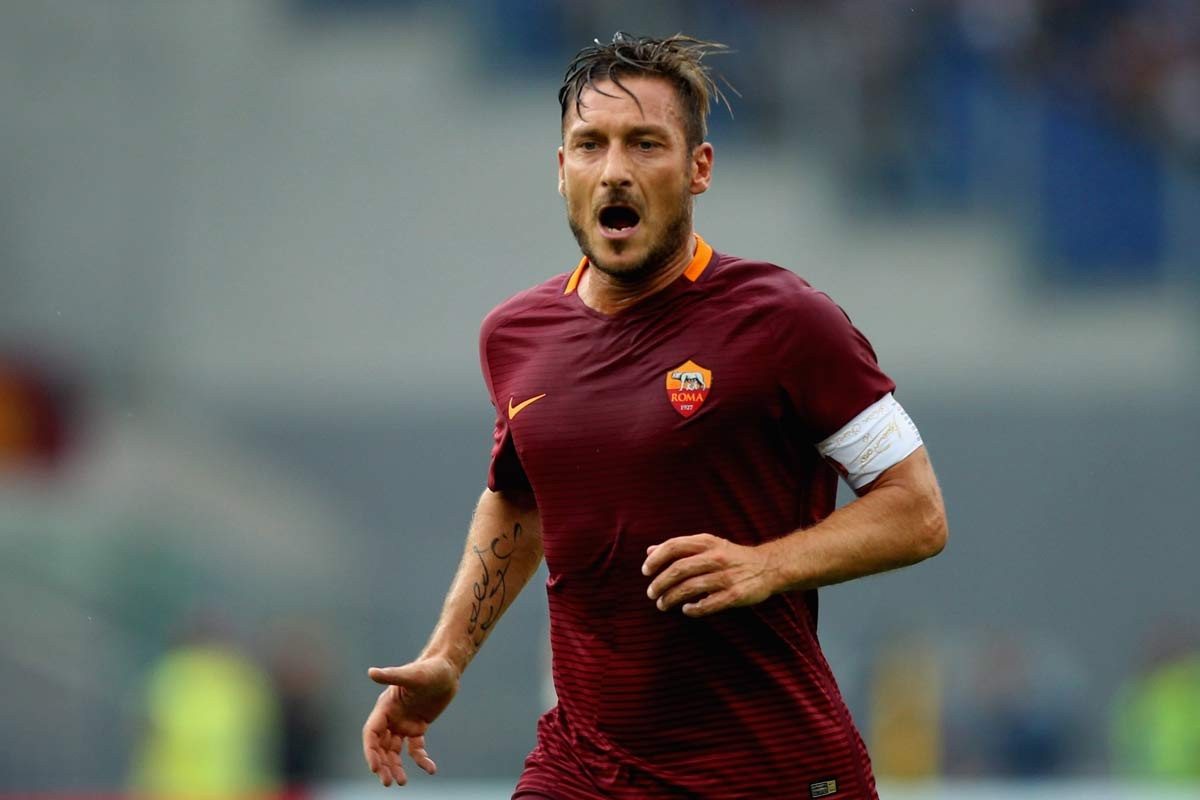 足坛传奇托蒂普约尔双双给出答案