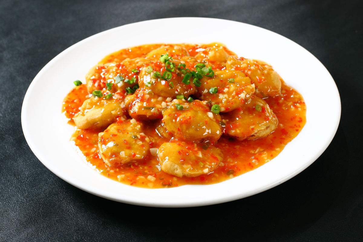 鱼香茄盒,外酥里嫩,既保留了茄子的味道,又能吃出鱼香味