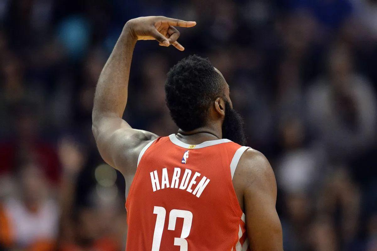 哈登能把卡佩拉喂成"全明星",为何无法和魔兽来电?