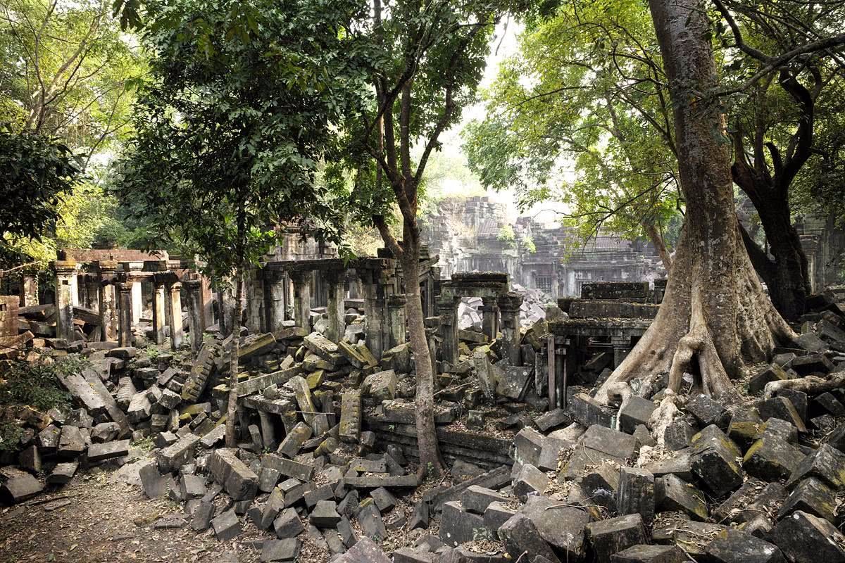 厉害了!吴哥窟这些废墟都是中国人修复的,有的耗时十余年