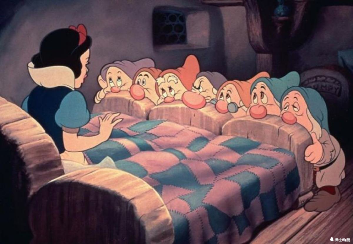 成天王子王子的,看看迪士尼版白雪公主中美化前的王子吧!