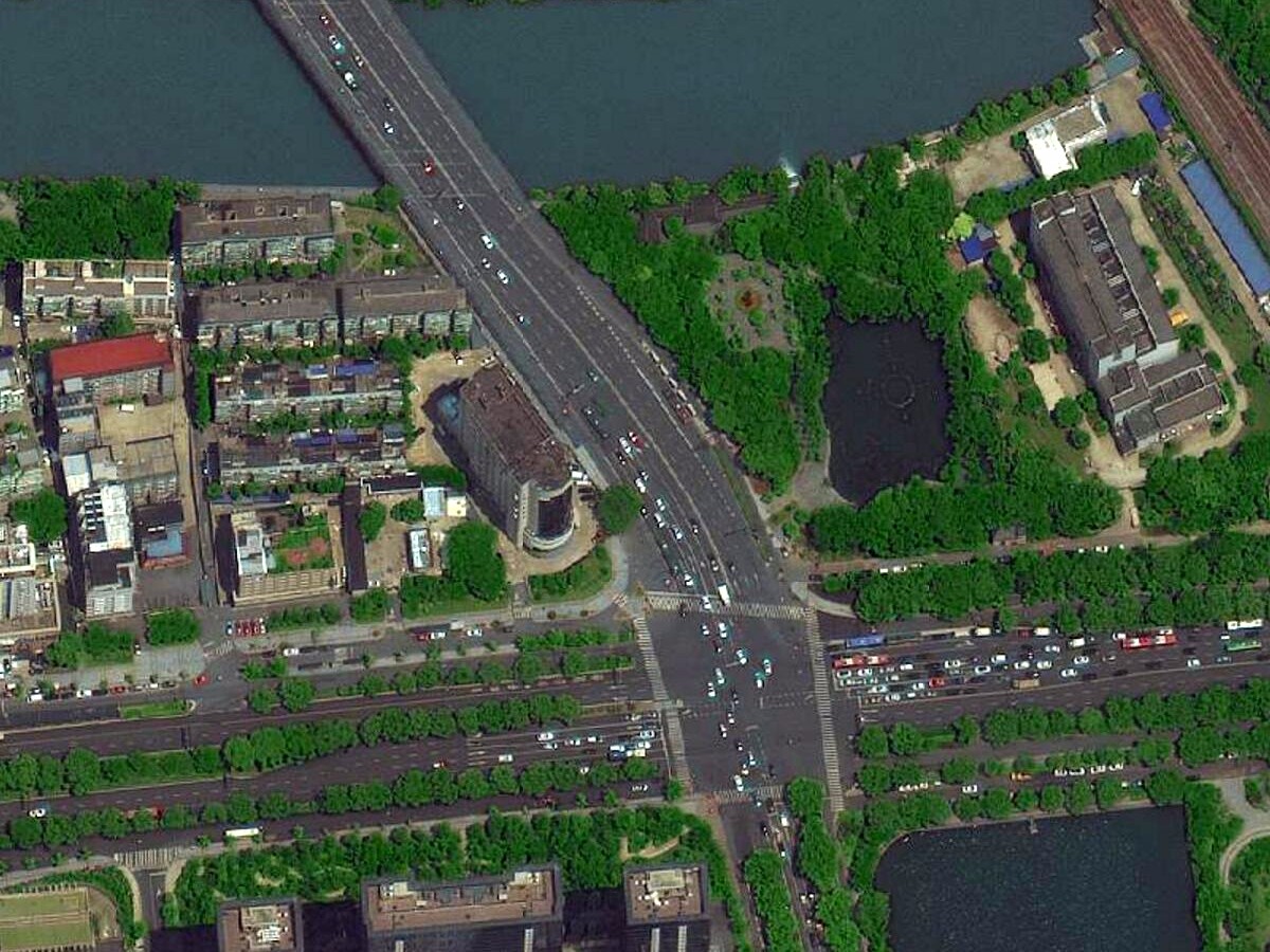 余杭区大井枢纽太空视角如同蝴蝶 高清卫星近地点拍浙江杭州