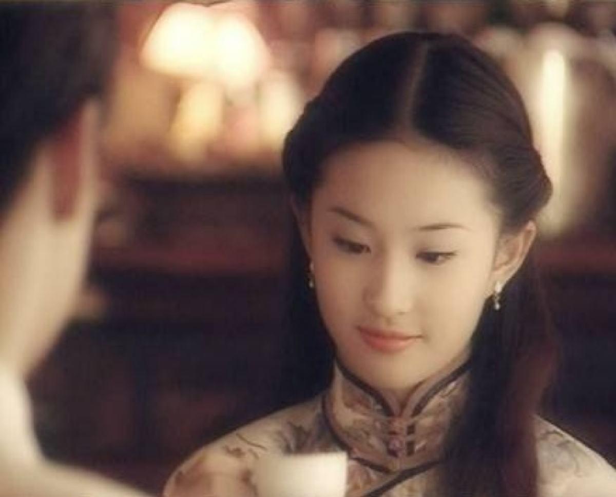 亦菲演清宫戏? 她和四小旦杨幂王珞丹黄圣依宫