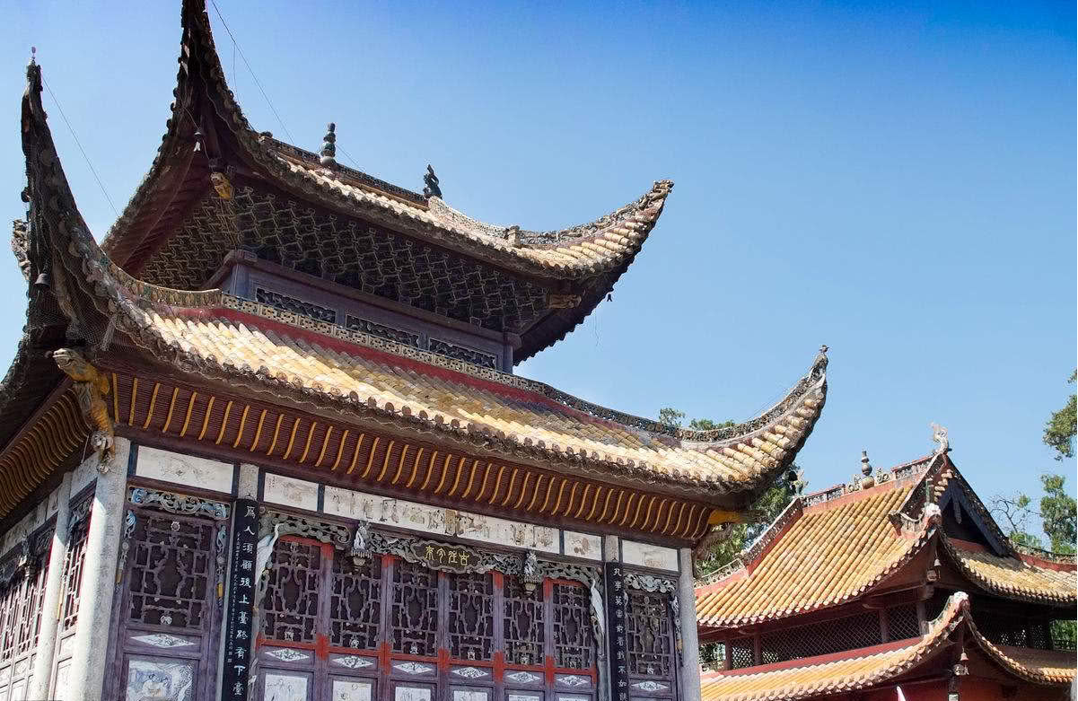 江南最大的古建筑群,有"江南第一庙""南国故宫"之称